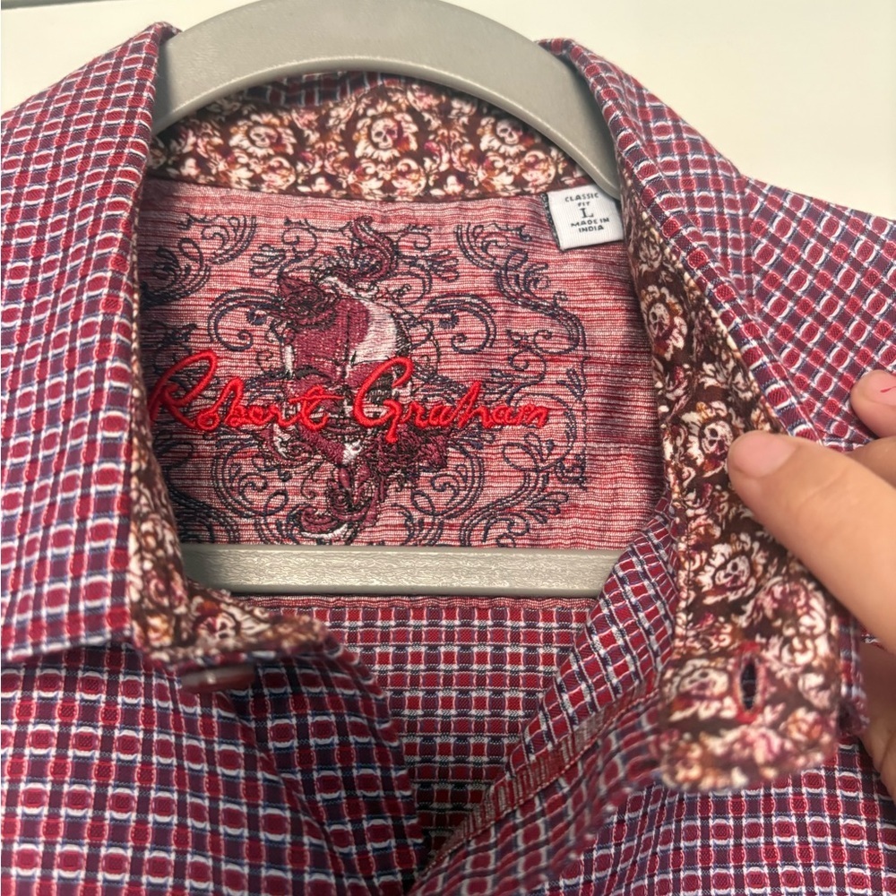 Robert Graham Button Up Shirt | Red Pattern | Size Large | - Picture 2 of 4